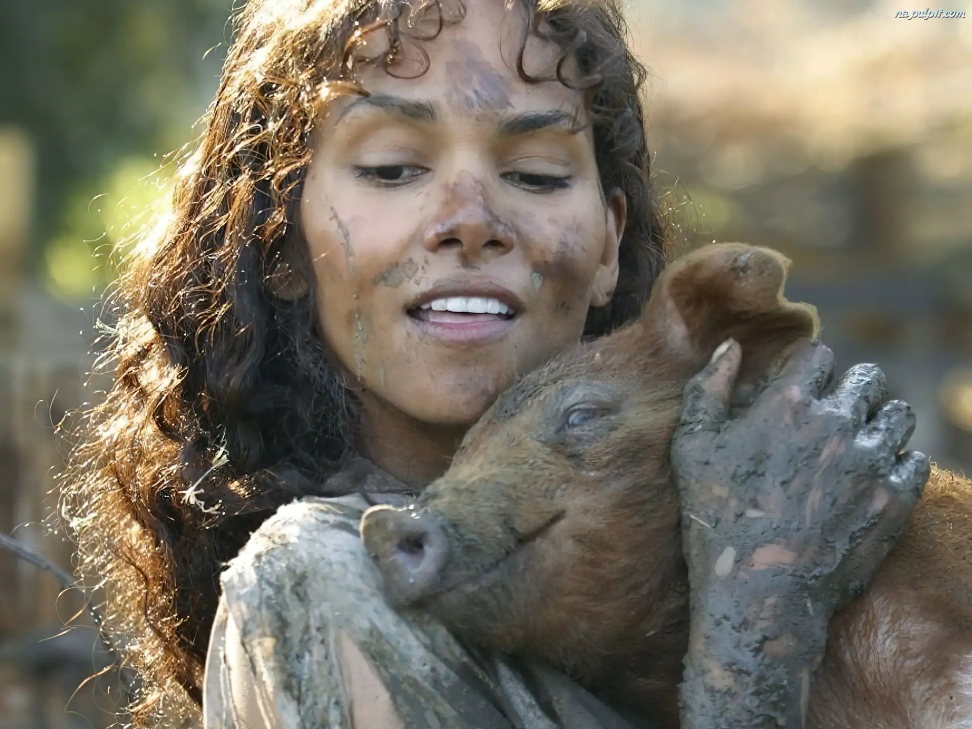B³otko, Halle Berry, Prosiaczek